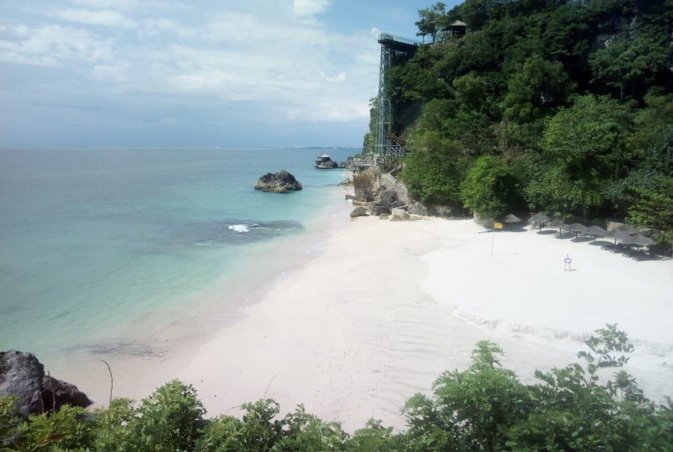 Premium Beachfront Land — Balangan Beach, Next to AYANA